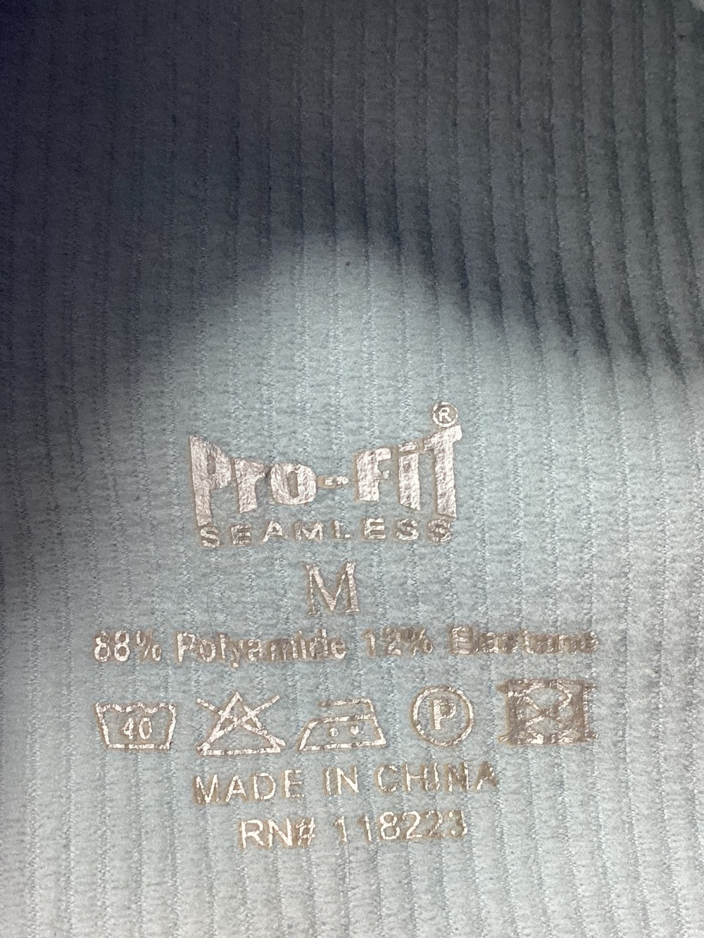 Ribbed Henley Racerback Crop Top - Black & Light Blue - Picture 7 of 7